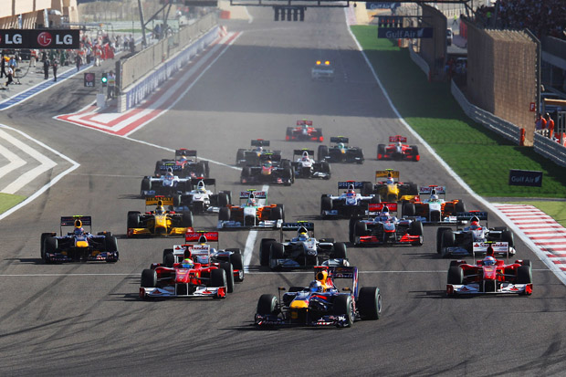 SAKIR, BAHRAIN - MARCH 14: Sebastian Vettel of Germany and Red Bull Racing leads the field at the start of the Bahrain Formula One Grand Prix at the Bahrain International Circuit on March 14, 2010 in Sakir, Bahrain. (Photo by Mark Thompson/Getty Images) *** Local Caption *** Sebastian Vettel